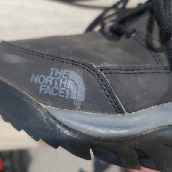 The North Face Storm Strike II Wp Boots Hiking Waterproof. Mens 10. Black Gray. main image 15